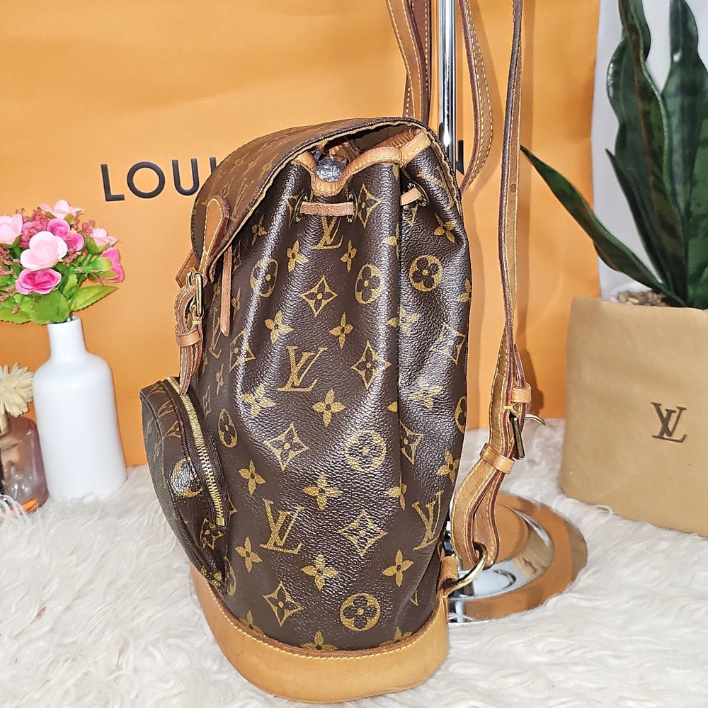 Louis Vuitton Montsouris MM Monogram Bag Authentic - Picture 3 of 14
